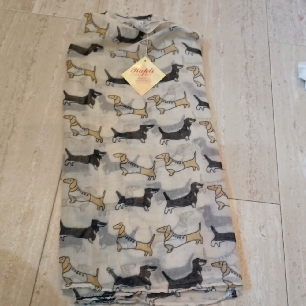 NWT Rapti Infinity Dachshund Scarf